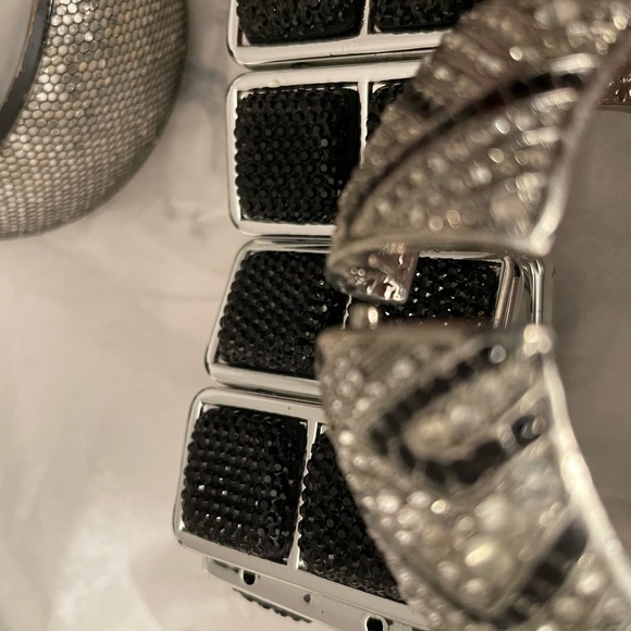 “3 BRACELETS (plus free choker) - Picture 6 of 12